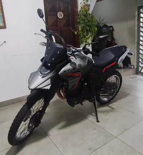 Lander XTZ 250 2024/25