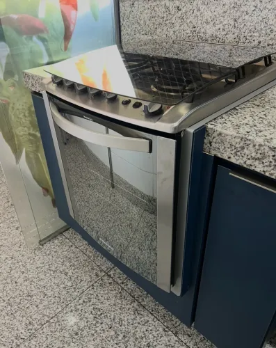 Fogão Eletrolux de embutir 4 bocas inox