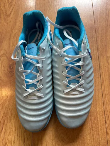 Chuteira society Nike Tiempo Legend X Azul