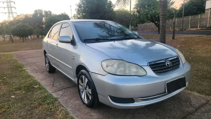 Toyota Corolla XLI 1.6 16V 110cv Mec. 2004