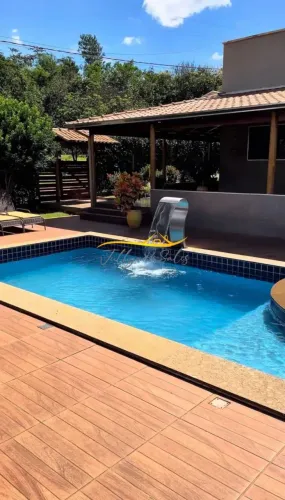 Casa em Condominio de Chacara Alto da Serra em Santa Barbara com 3 quartos