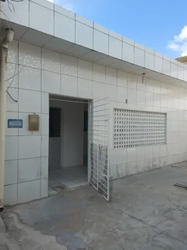 OPORTUNIDADE EM CAMPO GRANDE: CASA AMPLA EM CONDOMÍNIO FECHADO!
