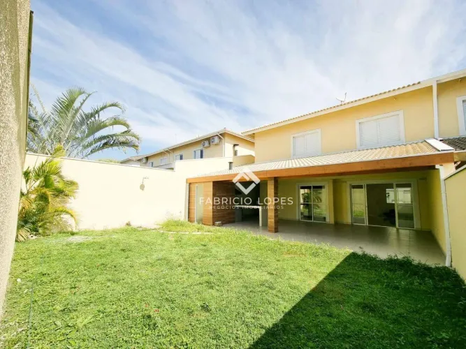 Casa com 4 dormitórios para alugar, Villa Branca - Jacareí/SP