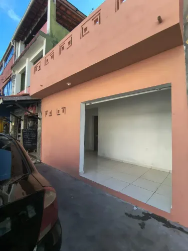 Ponto Comercial para Aluguel Condomínio