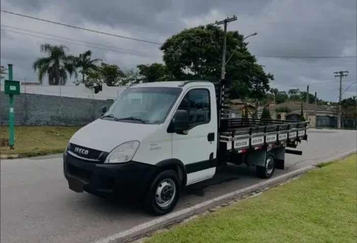 Iveco Daily Gran Furgone 35s14 3.0 16V Turbo Diesel Mec. E5 2014