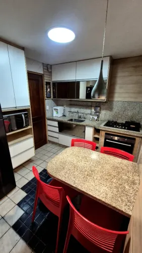 Alugo Apartamento na Praia da Costa