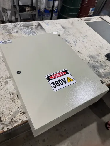 Quadro elétrico 380 V