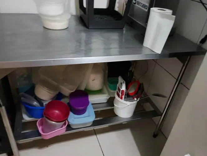 Mesa de inox para pizzaria ou restaurantes