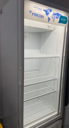 Refrigerador expositor vertical