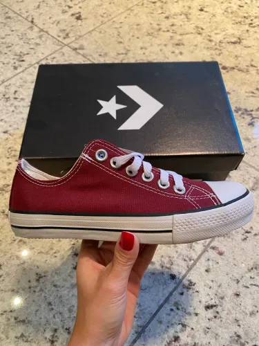 tênis feminino all star cano baixo de tecido vinho/bordo tamanho 35 novo