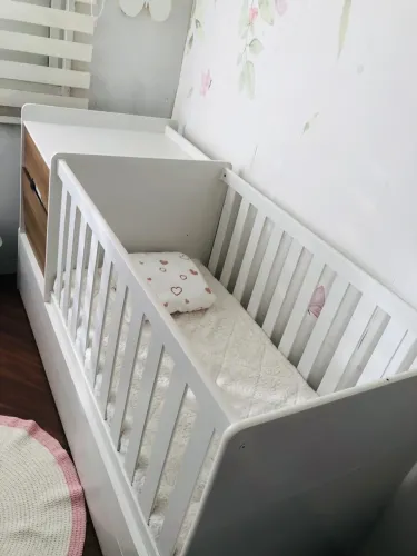 Berço cômoda multifuncional
