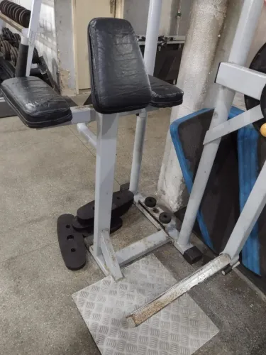 Glúteo Máquina
