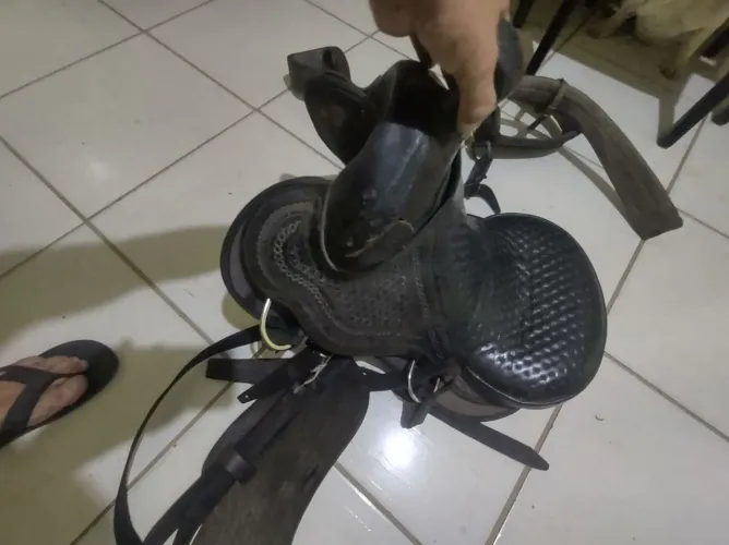 Vende se cela