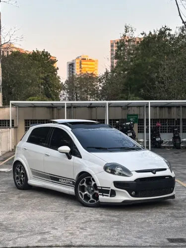 Fiat Punto T-jet 1.4 16V Turbo 5P 2013