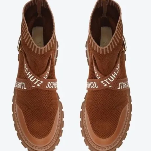 Bota Schütz