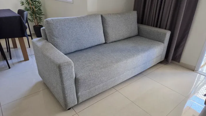 Sofá 3 lugares Tokstok Linho Cinza