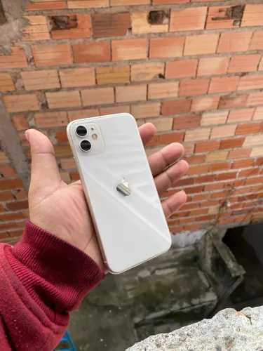 iPhone 11 64GB