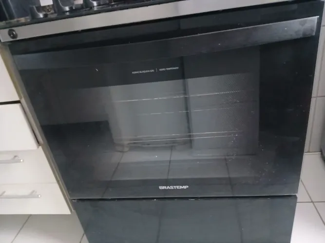 VENDO FOGÃO BRASTEMP 5 BOCAS GÁS NATURAL. SE FOR BOTIJÃO TEM QUE CONVERTER.
