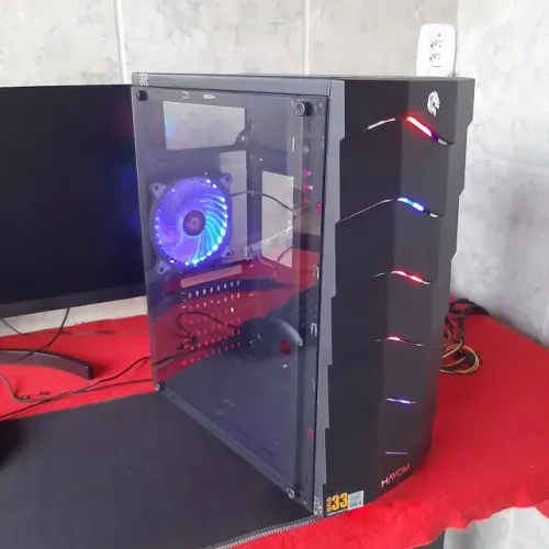 Gabinete Gamer com 4 Fans RGB - Usado em Ótimas Condições 