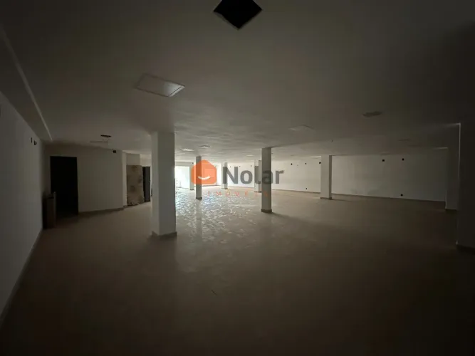 Salas / Conjuntos em Dona Clara com 320 m² em Belo Horizonte MG