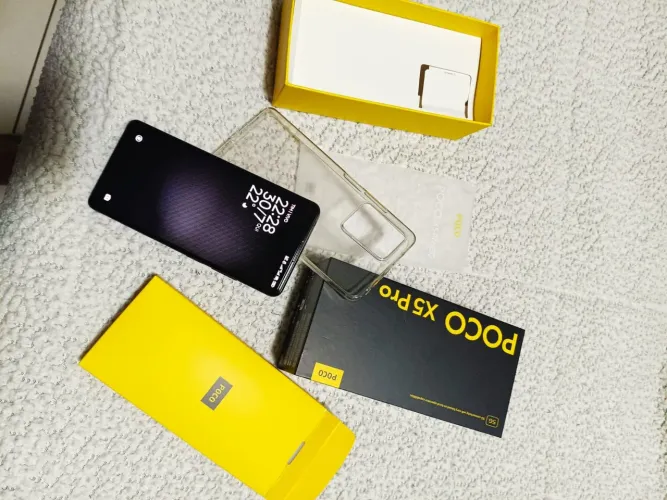 Xiaomi Poco X5 Pro 5G Dual SIM 256 GB black 8 GB RAM