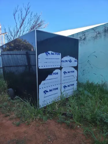 Vendo trailer móvel,usado precisa de reparos