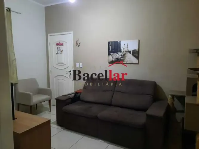 Apartamento : Padrão / Residencial / Vila Valqueire