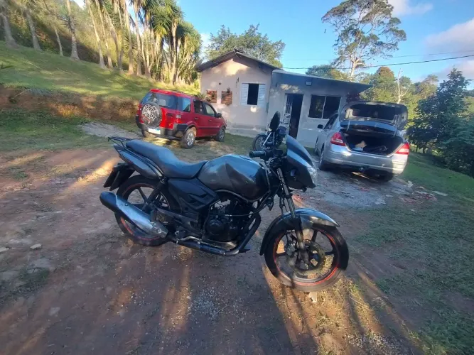 Em 12x! Apache 150cc, 2011 ! Doc em dia e mecânica ok!