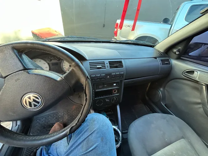 Volkswagen Gol Geração III Plus 1.0 MI 16V Gasolina Mec. 4P 2003