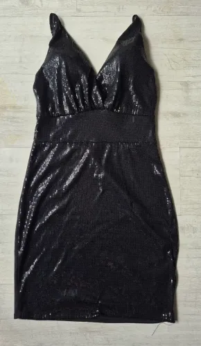 Vestido em paetê preto tamanho G