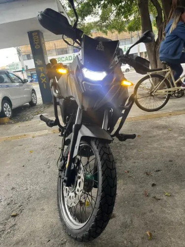 Troco moto por carro 