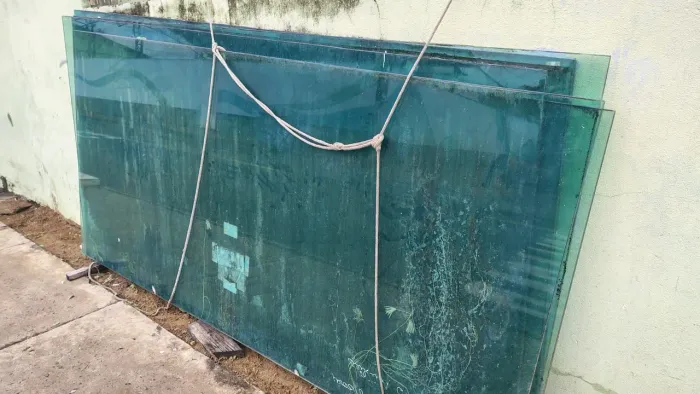 Vidro para faixada de casas ou condomínios.                R$:500