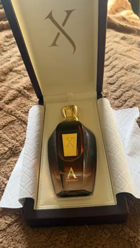 Perfume Xerjoff Alexandria II Amadeirado Oud Sândalo 100ml