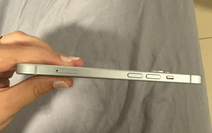 iPhone 15 128gb