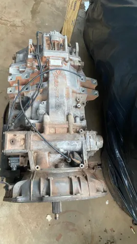 Caixa Mercedes nova excelente