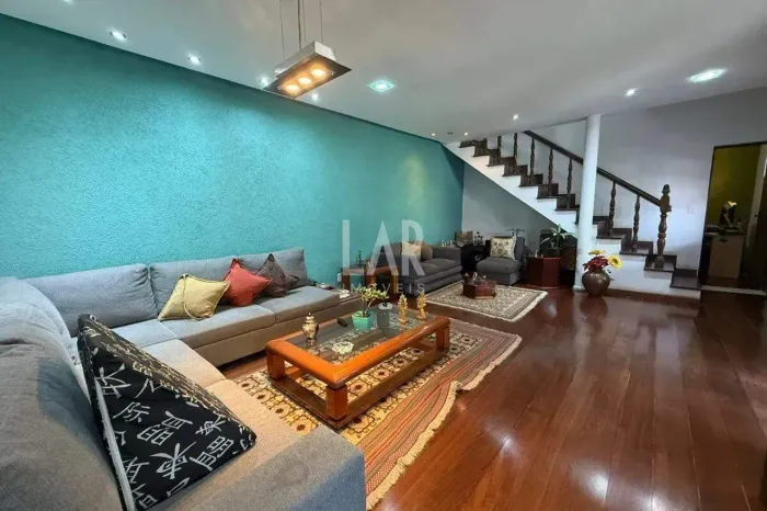 Casa à venda, 4 quartos, 2 suítes, 2 vagas, Serra - Belo Horizonte/MG
