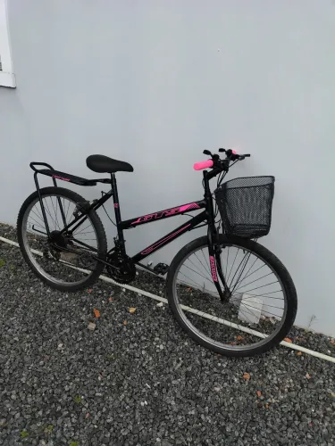 Bicicleta só pegar é andar 