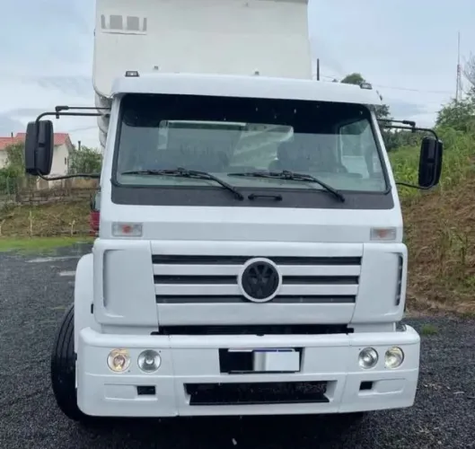 Vw 23220 6x2 2005 caçamba