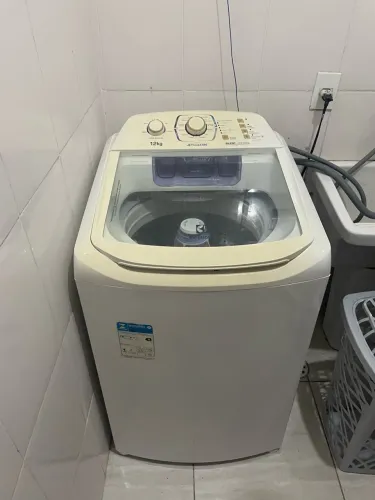 Máquina de lavar eletrolux