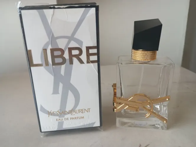 Frasco vazio Perfume Libre 50ml.
