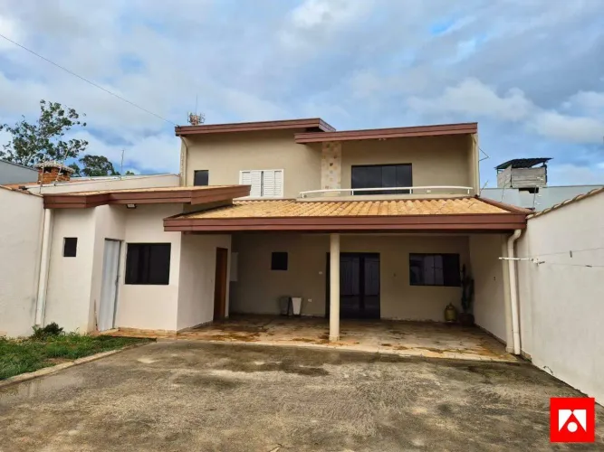 Casa para locação com 2 quartos (1 suíte) e 2 vagas no Vila Novos Horizontes em Nova Odess