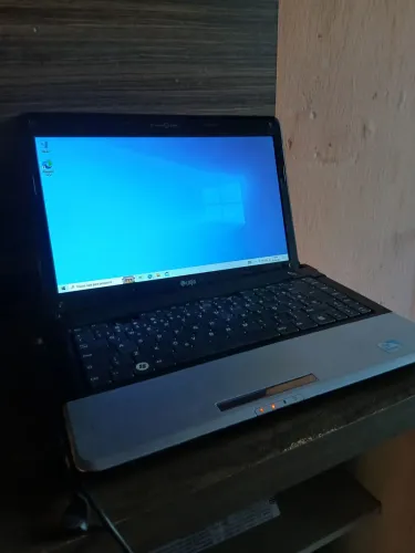 Notebook i3 1 geração 4gb hd 320