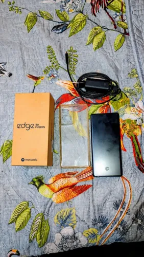 Motorola Edge 50 fusion PARA VENDE RÁPIDO 
