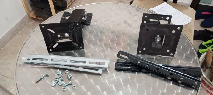2 suporte articulado por 50 reais