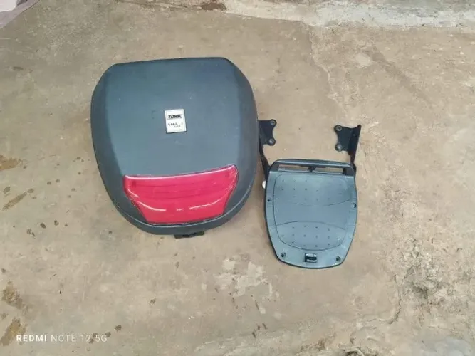 Baú e churrasqueira Yamaha Fazer 250