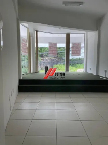 Loja com Mezanino Venda Córrego Grande Florianópolis