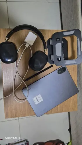 Vende se tablet redmi ped 2 pouco tempo de uso