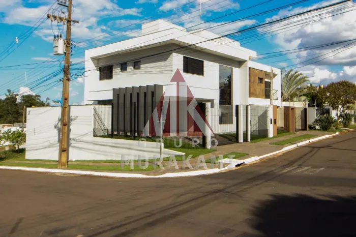 CASA SOBRADO - JARDIM MONÇÕES - MARINGÁ