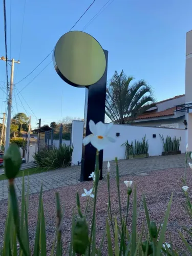 Placa de publicidade 