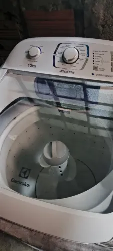 Lavadora de roupas Eletrolux 13kg